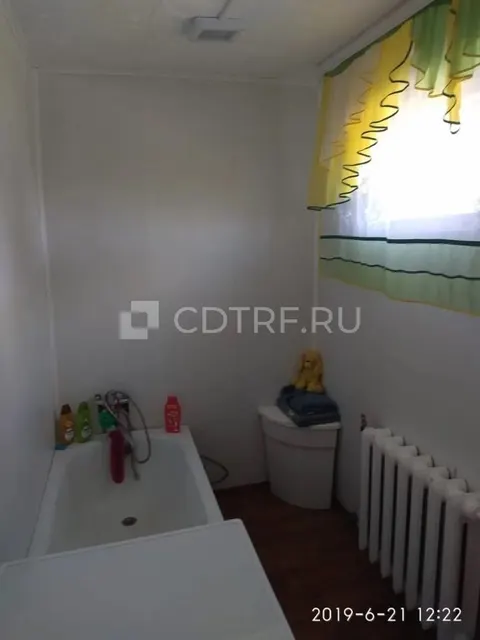 Квартира, площадь 54.8 кв.м., размер доли: 1/2. Лот №2