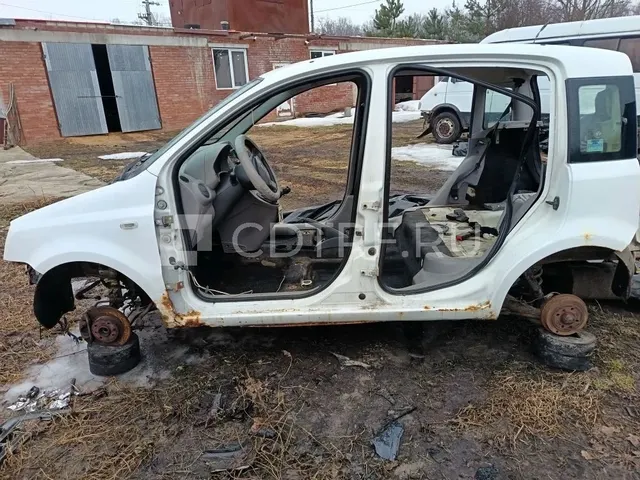 Вид: ФИАТ ПАНДА VIN:ZFA16900000228357 Год выпуска: 2004 Гос. рег. знак: Е884ВХ57