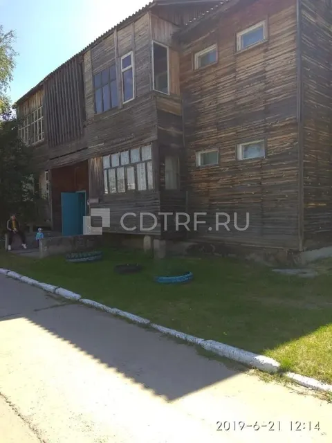 Квартира, площадь 54.8 кв.м., размер доли: 1/2. Лот №2