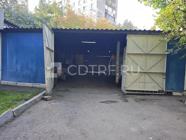 Москва, нежилое здание 307,5 кв.м., земельный участок 14 соток под магазин с ОСЗ