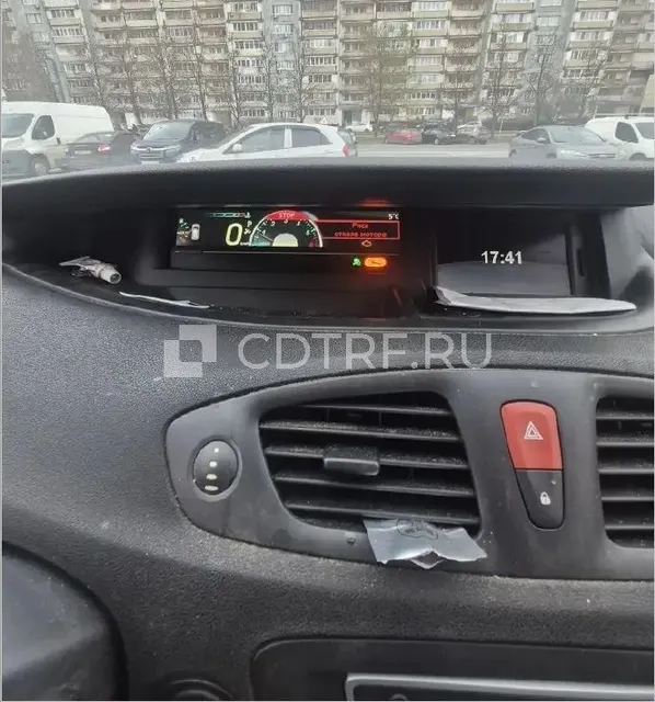 Автомобиль RENAULT SCENIC