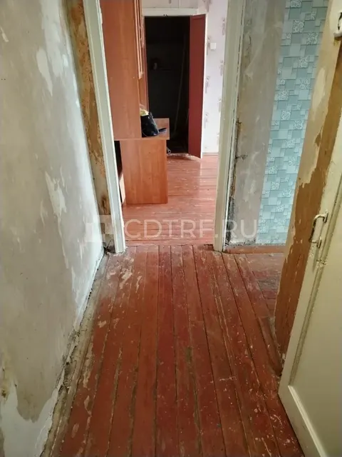 1/2 доли в общей долевой собственности, в квартире, кадастровый № 47:22:0000000:4865,...