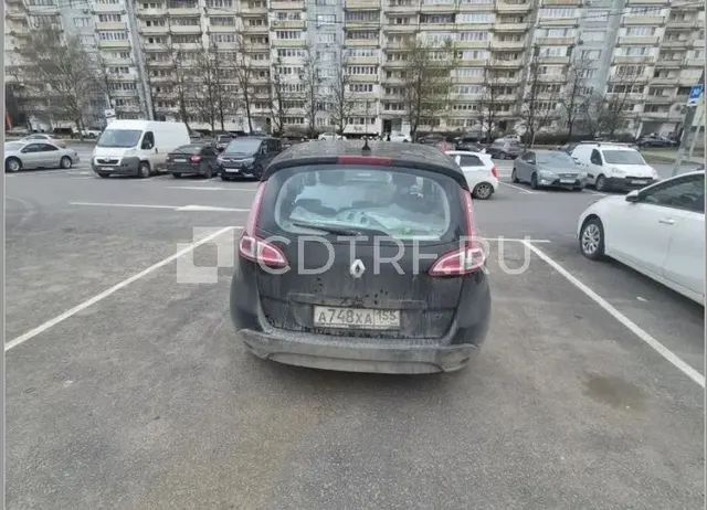 Автомобиль RENAULT SCENIC
