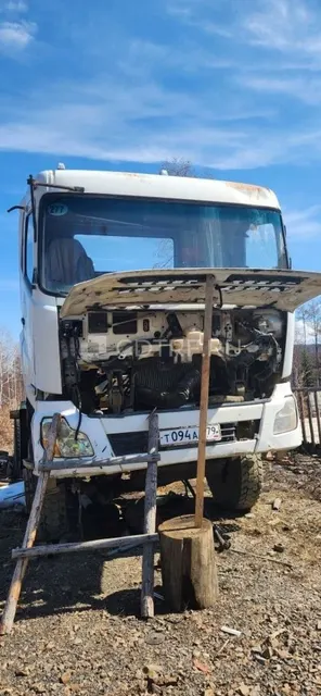 Автомобиль марки «ДОНГ ФЕНГ ДФЛ3251А» 2007 года выпуска должник Артюх Владимир Павлович
