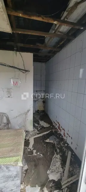 Земельный участок и расположенное на нём нежилое здание