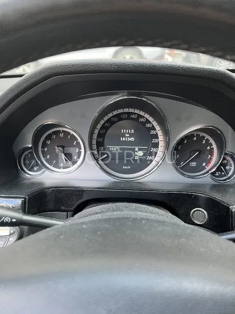 Автомобиль MERCEDES- BENZ E 350 4 MATIC 2010 года выпуска, VIN WDD2120871A306132.