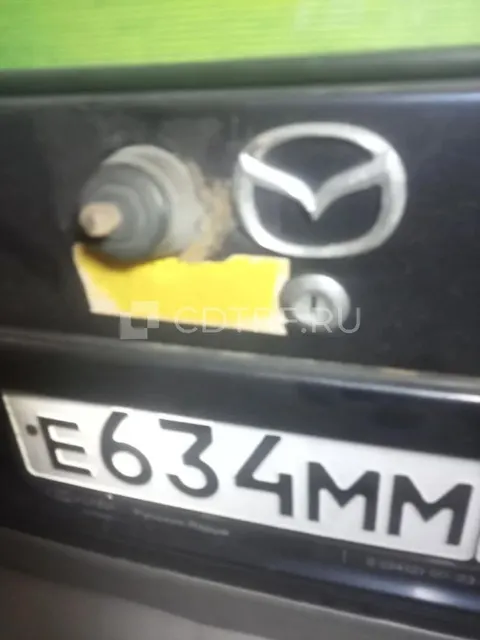 легковой универсал Mazda MPV, 1999 года выпуска
