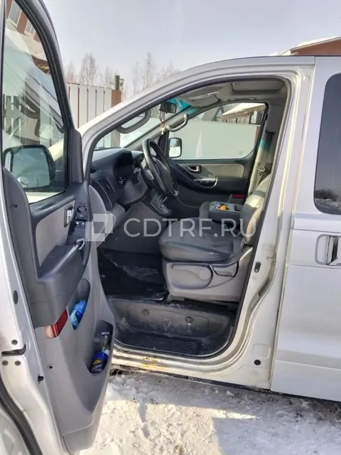 автомобиль HYUNDAI GRAND STAREX 2010 года выпуска, VIN KMJWA37JBAU190183