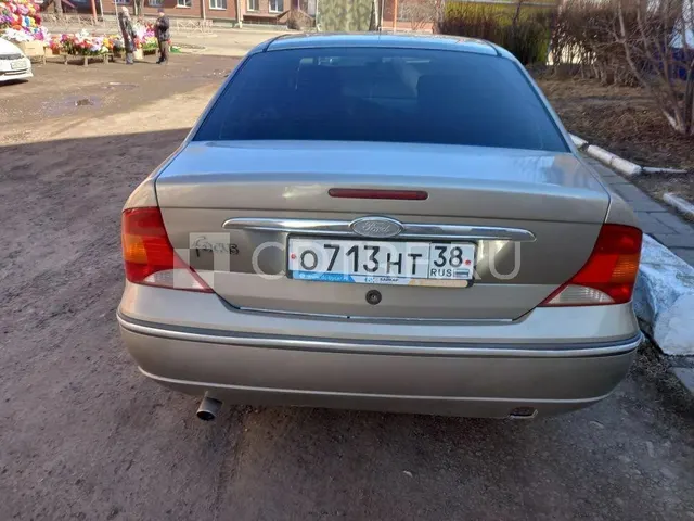автомобиль Форд Фокус