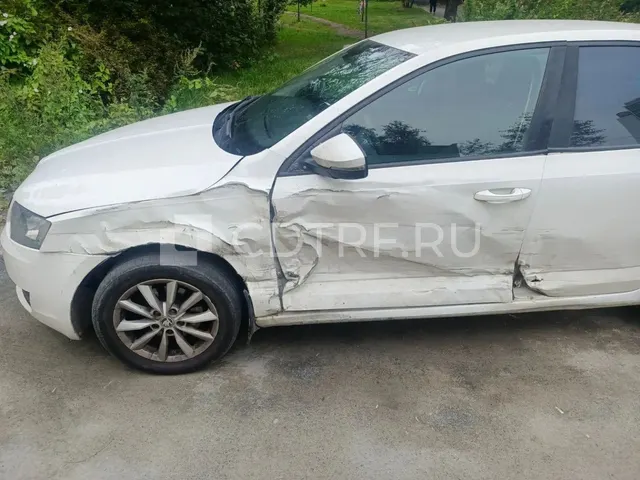 Автомобиль - Skoda Octavia 2013 года выпуска
