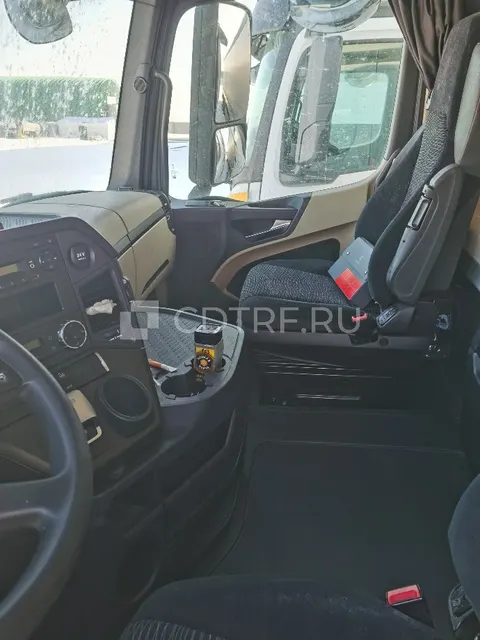Mercedes Benz Actros 1845LS. Лот №3