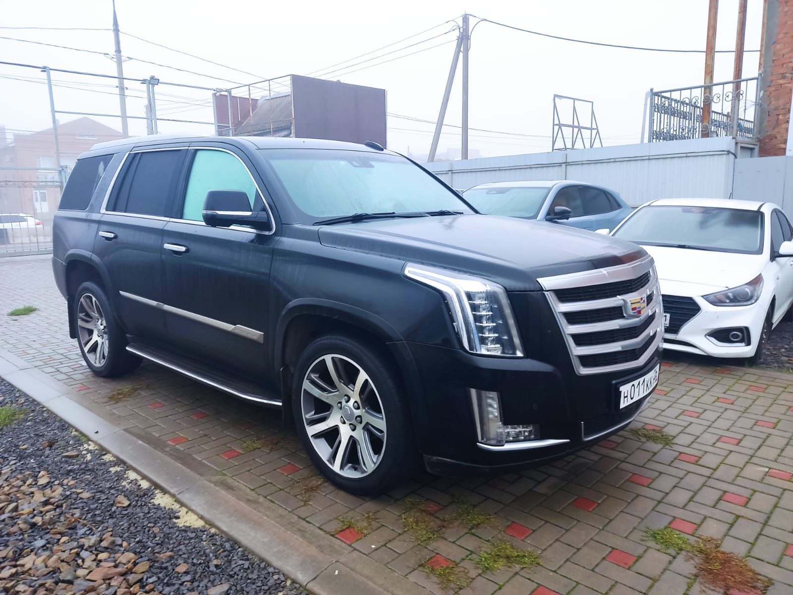 Продажа имущества, принадлежащее Хачатряну Оганесу Ониковичу: Автомобиль Cadillac Escalade (VIN №Y3WS47KJ5GB005523) 2016 г. выпуска. Находится в залоге у АО "Кредит Европа Банк (Россия)"Автомобиль Cadillac Escalade (VIN №Y3WS47KJ5GB005523) 2016 г. выпуска. Находится в залоге у АО "Кредит Европа Банк (Россия)".