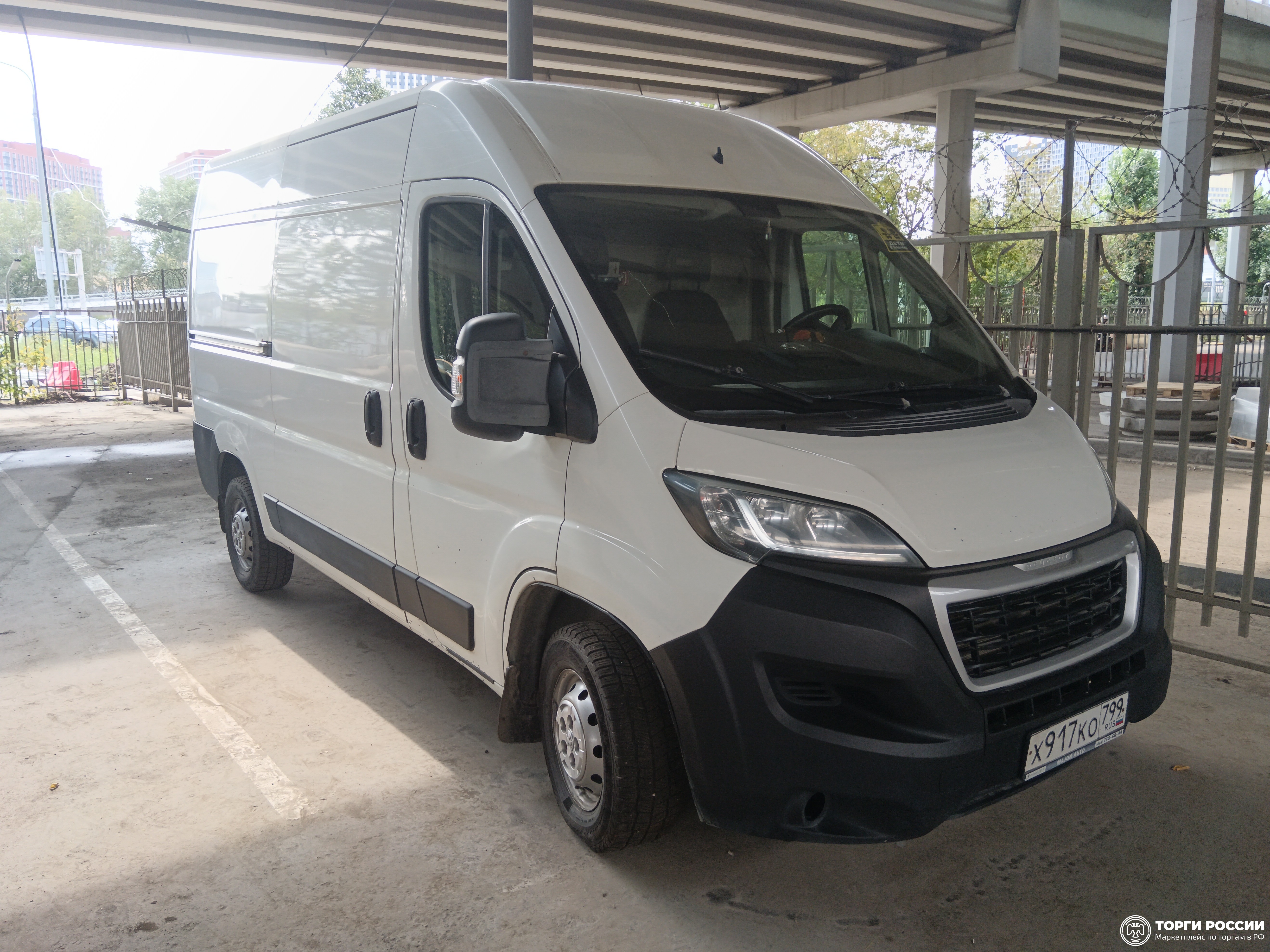 Транспортное средство. Модель: PEUGEOT BOXER. Тип КПП: МКПП. VIN VF3YATMFB12G56213. Гос. номер: Х917КО799. Год выпуска: 2018. Адрес местонахождения: г. Москва, пересечение Звенигородского шоссе со 2-м Магистральным тупиком, напротив 4-й Магистральной, д. 13, стр.2