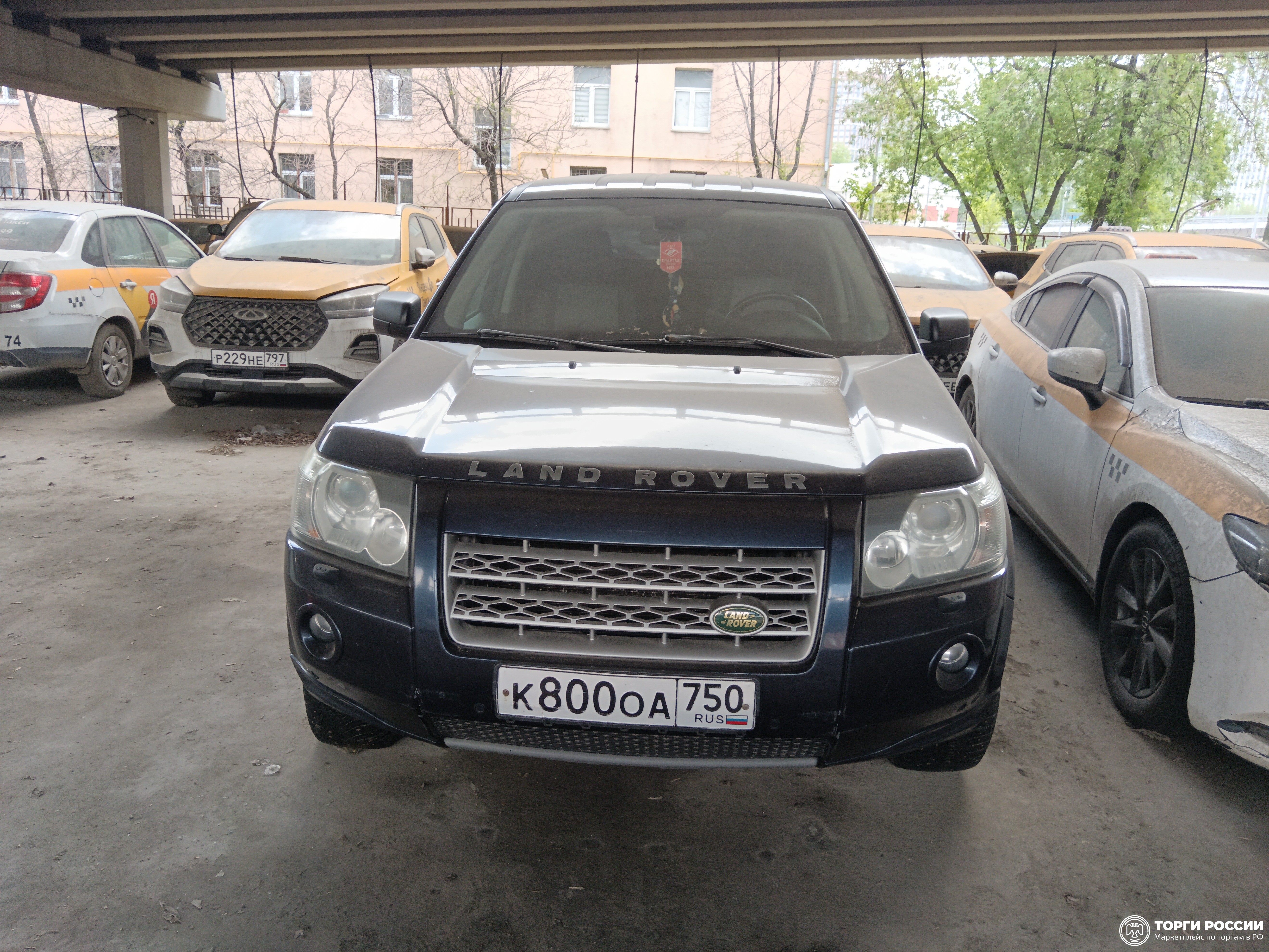 Транспортное средство. Модель: Land Rover Freelander 2. Тип КПП: АКПП. VIN SALFA24B68H106716. Гос. номер: К800ОА750. Год выпуска: 2008. Адрес местонахождения: г. Москва, пересечение Звенигородского шоссе со 2-м Магистральным тупиком, напротив 4-й Магистральной, д. 13, стр.2.
