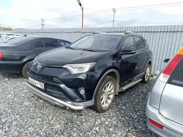 Транспортное средство. Модель: TOYOTA RAV 4. Тип КПП: АКПП. VIN XW7DDREV30S005771. Гос. номер: Е660РТ196. Год выпуска: 2017. Ключи отсутствуют. Адрес местонахождения: г. Екатеринбург, ул. 3-я Баритовая, д. 8/1