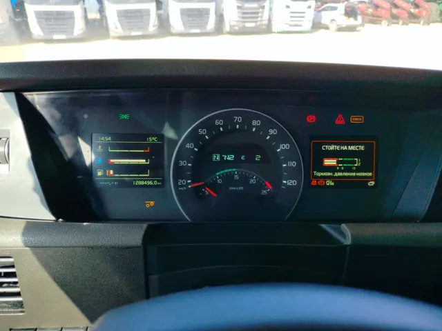 Тягач седельный VOLVO  FH-TRUCK 6X2, 2019 г.в., VIN X9PRG20C1LW130963, объем двигателя 12777 куб. см (469 л.с), цвет кузова синий. Пробег 1288496  км....