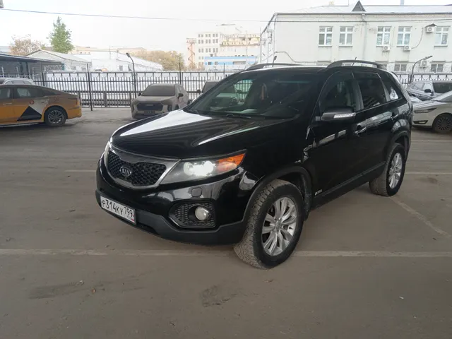 Транспортное средство. Модель: KIA Sorento. Тип КПП: АКПП. VIN XWEKU811DC0008067. Гос. номер: Р314КУ799. Год выпуска: 2012. Ключи в наличии. Адрес местонахождения: г. Москва, Эстакада Лужнецкого ТТК, напротив Новолужнецкого проезда, д. 9 стр. 3 (Новолужнецкий проезд, д. 15 А)