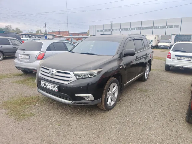 Транспортное средство. Модель: TOYOTA Highlander. Тип КПП: АКПП. VIN JTEES41AX02218168. Гос. номер: Р969ОА142. Год выпуска: 2013. Адрес местонахождения: г. Кемерово, ул. Терешковой, д. 54