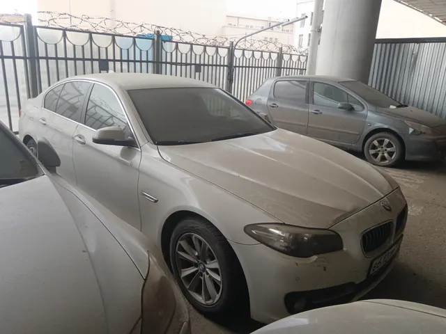 Транспортное средство. Модель: BMW 520i. Тип КПП: АКПП. VIN X4X5A39440D881016. Гос. номер: В612ОМ797. Год выпуска: 2016. Адрес местонахождения: г. Москва, Эстакада Лужнецкого ТТК, напротив Новолужнецкого проезда дом 9 строение 3