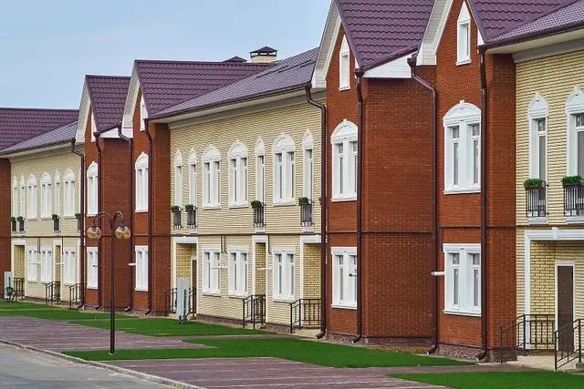 Таунхаус, д. 5, блок-секция 2
Адрес: Московская область, Наро-Фоминский г.о., деревня Мартемьяново, КП «Апрелевка-Парк»
Кадастровый номер: 50:26:0180427:1637