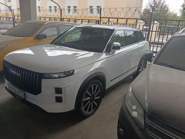 Транспортное средство. Модель: JAECOO J7. Тип КПП: АКПП. VIN LVVDD21B8RC010164. Гос. номер: С615ЕА977. Год выпуска: 2023. Адрес местонахождения: г. Москва, пересечение Звенигородского шоссе со 2-м Магистральным тупиком, напротив 4-й Магистральной, д. 13, стр.2