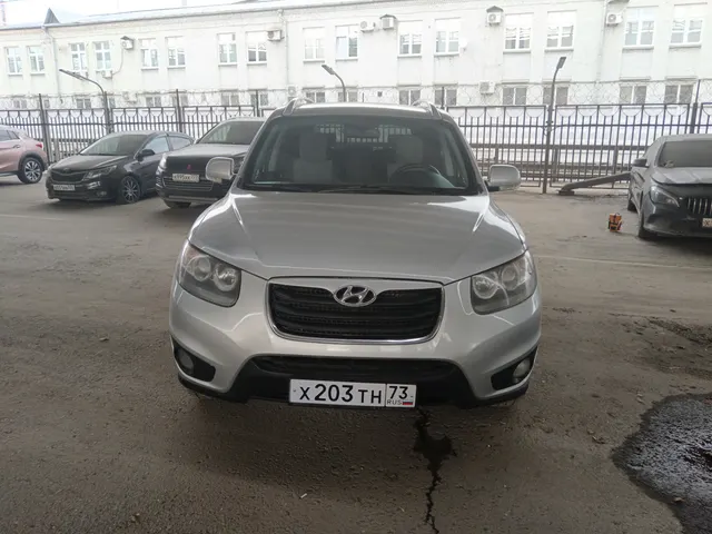 Транспортное средство. Модель: HYUNDAI SANTA FE 2.4 АТ. Тип КПП: АКПП. VIN KMHSH81BDBU765832. Гос. номер: Х203ТН73. Год выпуска: 2011. Ключи в наличии. Адрес местонахождения: г. Москва, пересечение Звенигородского шоссе со 2-м Магистральным тупиком, напротив 4-й Магистральной, д. 13 стр. 2