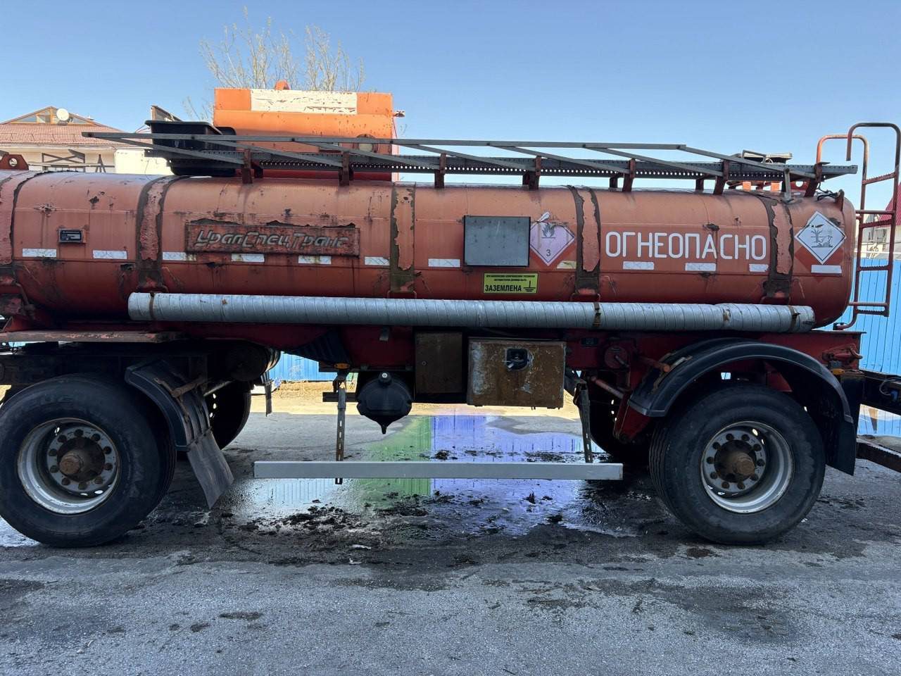 Грузовой тягач седельный КАМАЗ 44108-RF KAMAZ 44108-RF VIN X8V44108FD0000315 2013 года выпуска Гос. номер Т 145 ВЕ 186, 1шт.
