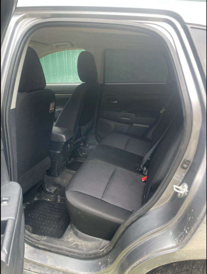 Легковой автомобиль, марка: MITSUBISHI, год изготовления: 2012 г.в., ПТС: 78УС558277, мощность двигателя, л. с. (кВт): 140, Дата учета: 15.05.2012 Номер свидетельства: 24XO387925, вид собственности: индивидуальная