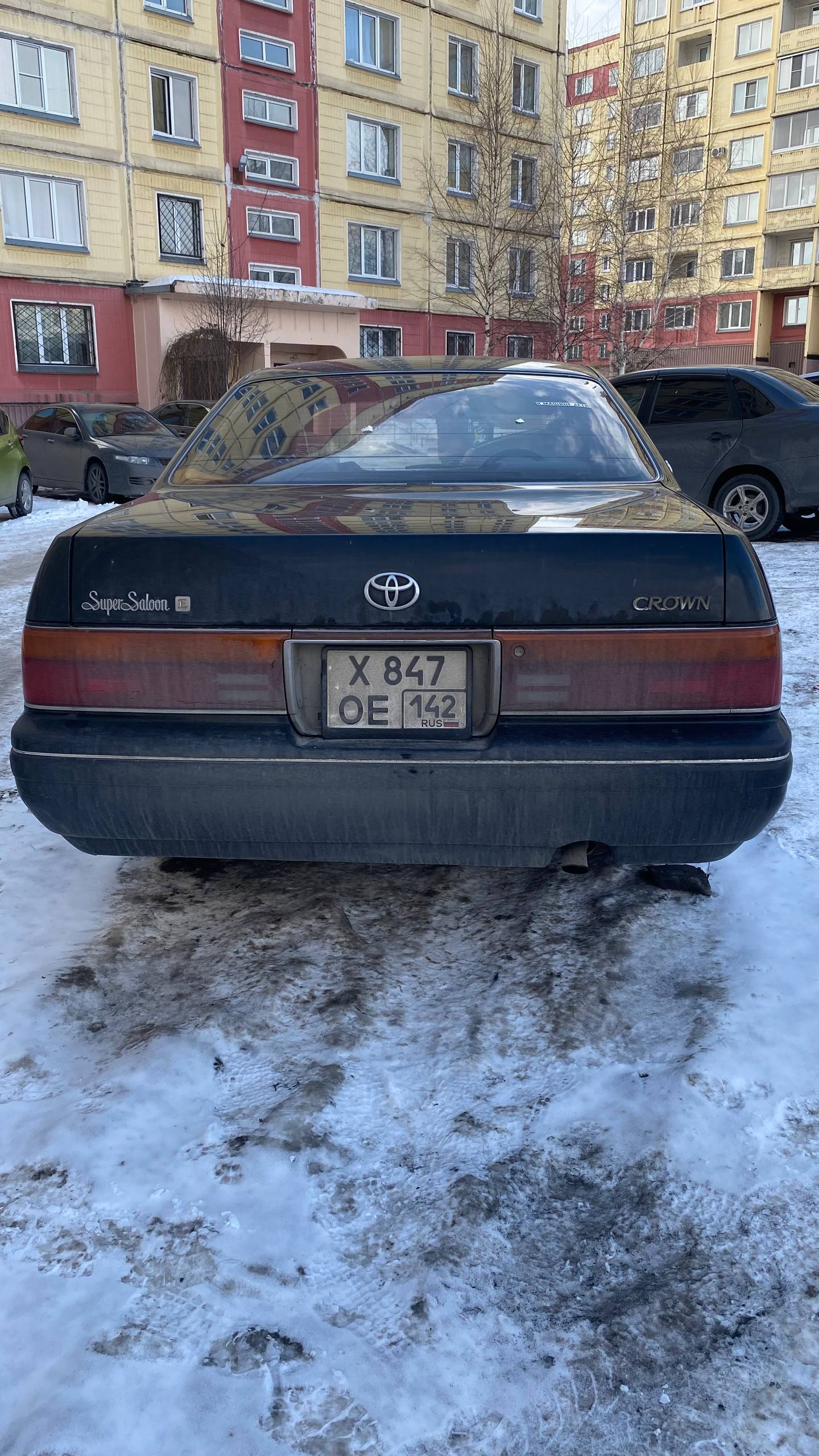 Автомобиль Toyota Crown (год выпуска 1989, Шасси (рама) № LS141009094, цвет – черный, г.р.з. Х847ОЕ142).