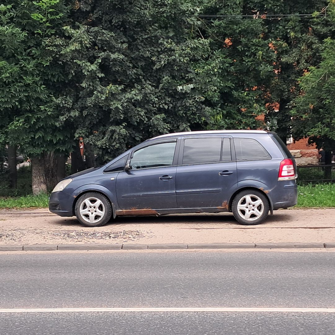 Легковой автомобиль, марка: Opel, модель: Zafira, год изготовления: 2008, цвет: Темно-синий, VIN: W0L0AHM758G101636, ПТС: 69 РА 103908, г/н: A100HT53, разрешенная максимальная масса 2130 кг, масса без нагрузки 1503 кг, вид собственности: индивидуальная