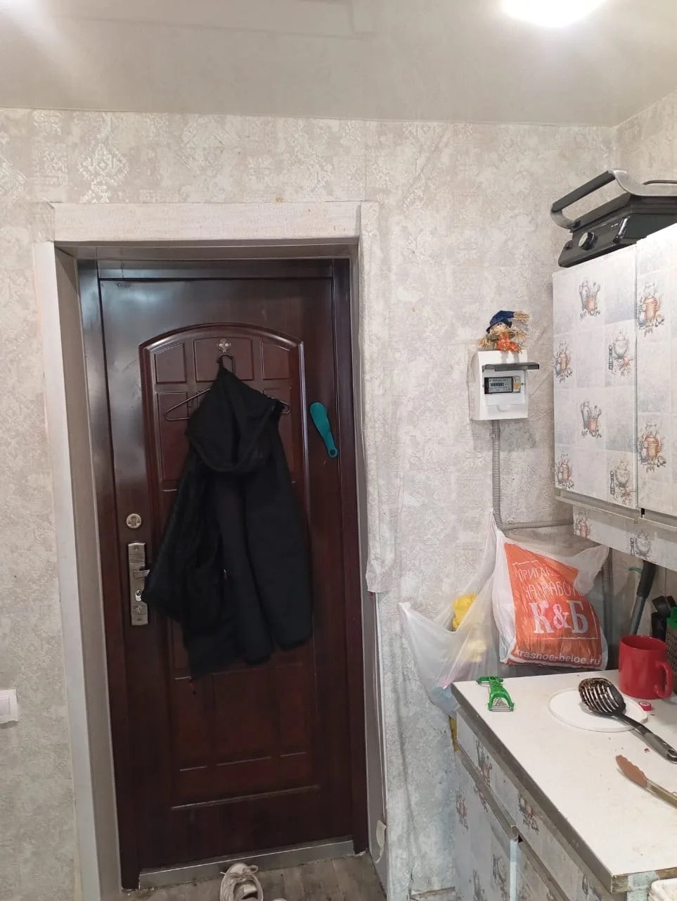 Доля в праве 1/2 на жилое помещение, расположенное по адресу: Кемеровская область, г. Новокузнецк, ул. Климасенко, д. 11, корп. 4, кв. 34, кадастровый номер – 42:30:0412022:2076