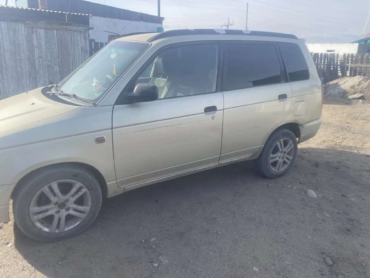 Легковой автомобиль. Марка, модель DAIHATSU PYZAR. Категория: В. Регистрационный Х649ВМ17 Идентификационный номер VIN: отсутствует. Двигатель: 417800-30506287. Номер шасси: отсутствует. Номер кузова: ХТТ315120Р0430792. Цвет: желтый. Дата выпуска 1996 г