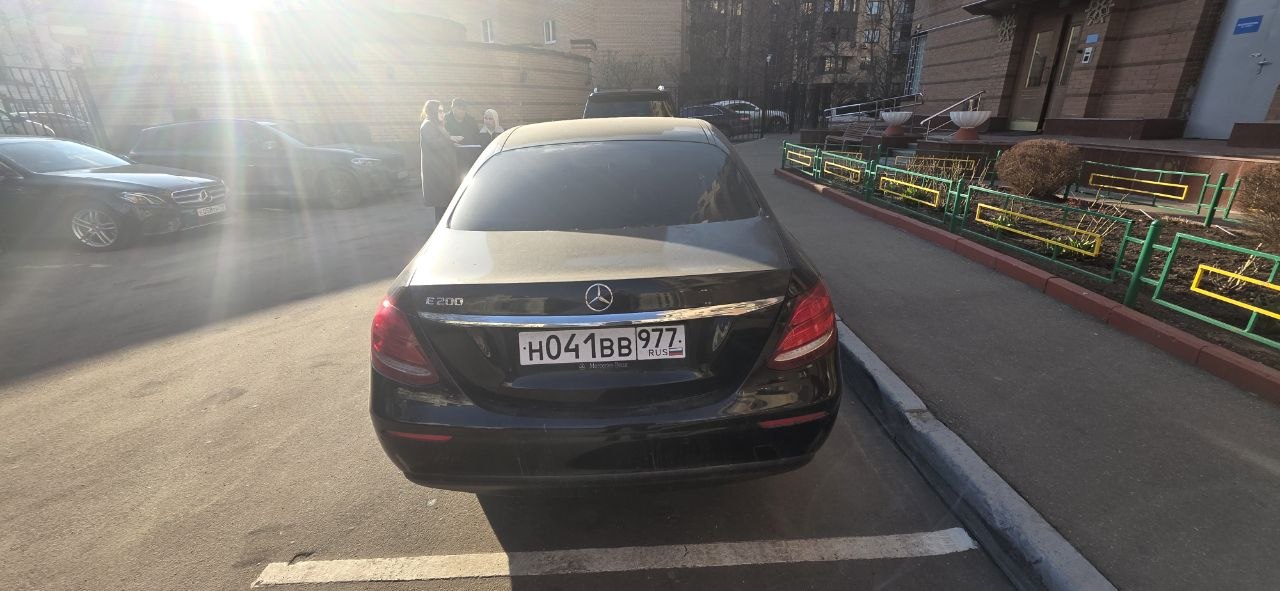 Автомобиль Mercedes-Benz E 200, 2018 г.в., VIN WDD2130421A515357.