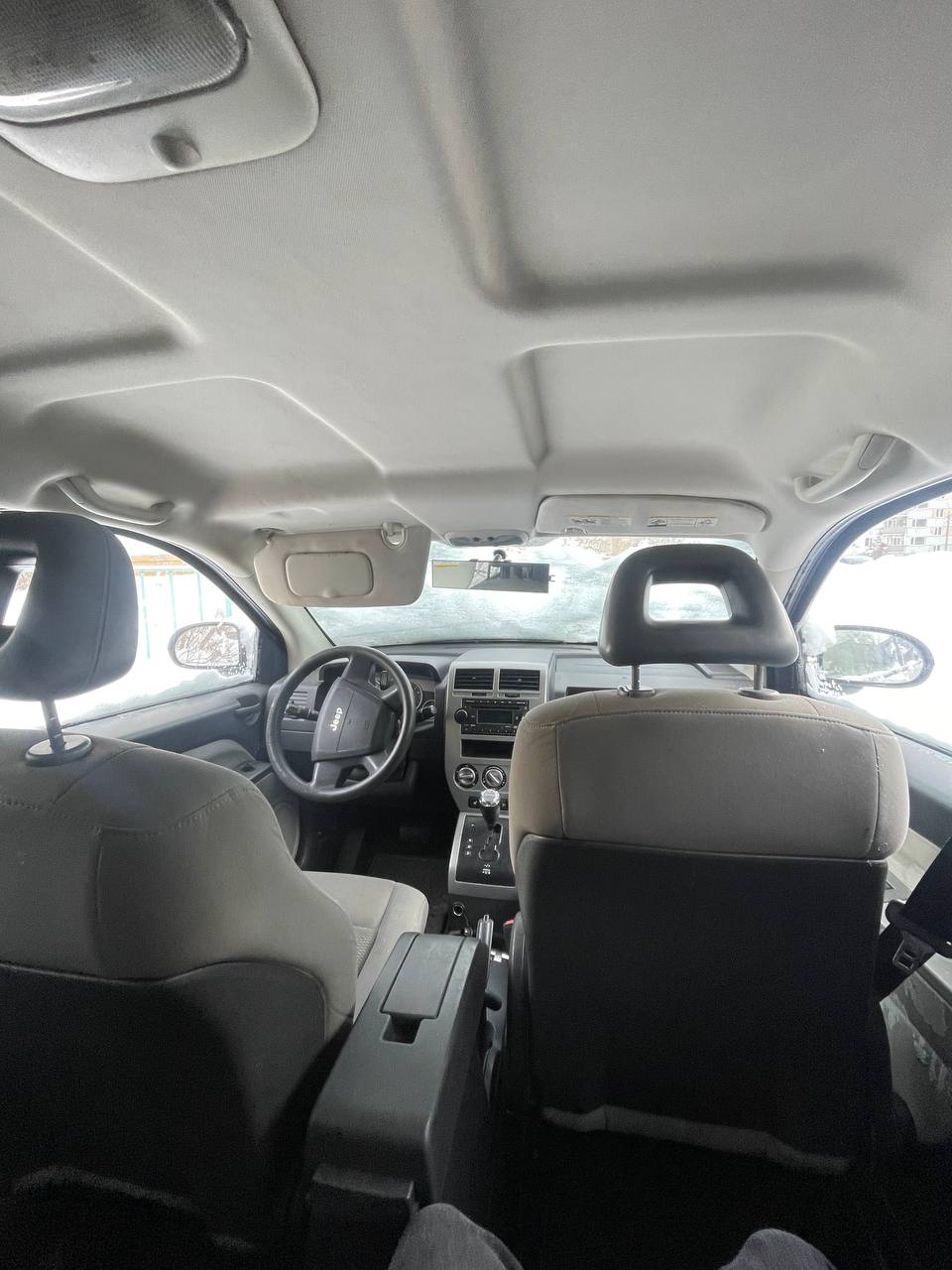 Автомобиль JEEP Compass - 2006 года выпуска; индентификационный номер - (VIN) 1J8FFF7W87D199915