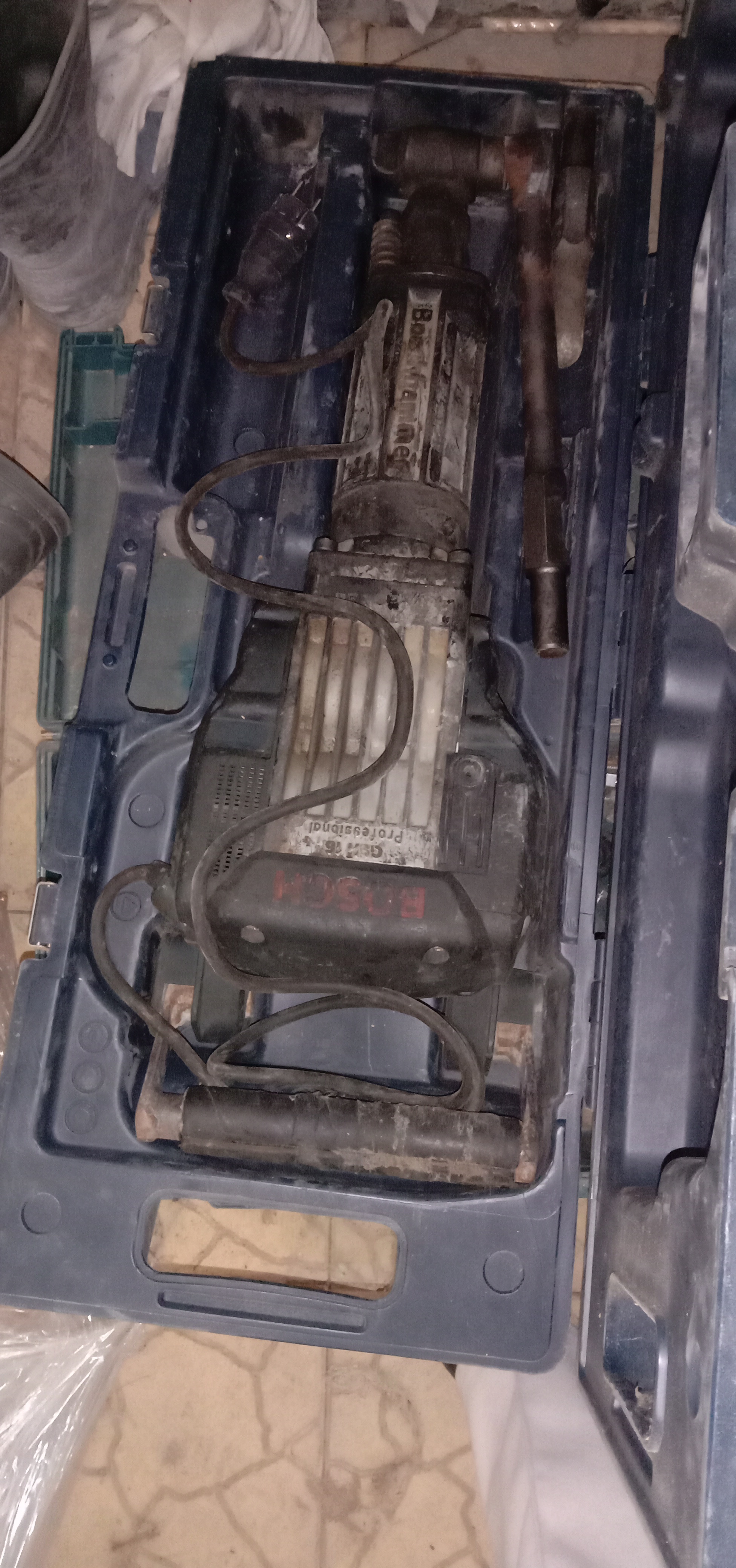 Отбойный молоток Bosch GSH 16