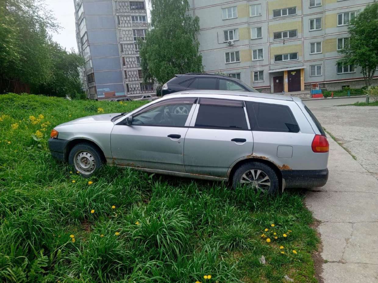 Автомобиль NISSAN AD, 2000 г.в. ГРЗ К794ОМ154, VIN отсутствует