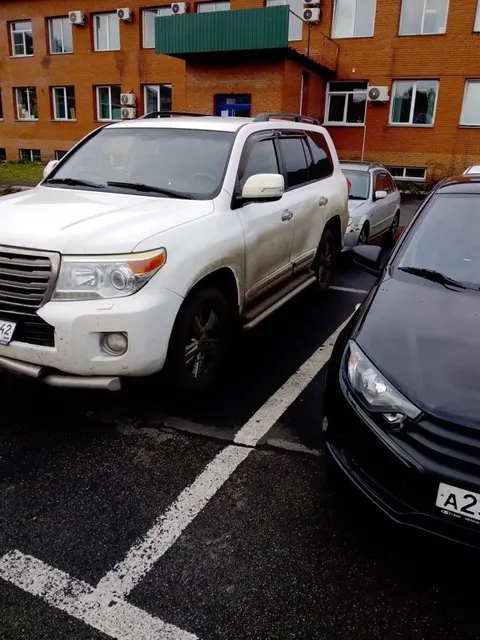 Легковой автомобиль, год выпуска 2012, TOYOTA LAND CRUISER, VIN JTMHV05J204087950