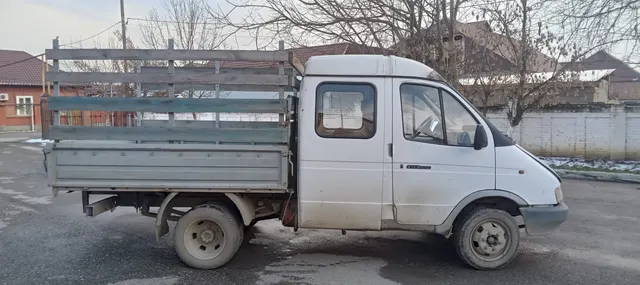 Автотранспортное средство Грузовой автомобиль, марка: ГАЗ грузовой, модель: 33023, год изготовления: 2002, цвет: снежно-белый, VIN: XTH33023021892523, ПТС: 52КН 253984, г/н: Т461РЕ395, разрешенная максимальная масса 3500 кг, масса без нагрузки 2100 кг