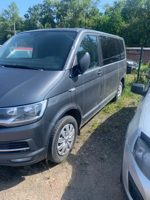 Лот № 10 «Автомобиль Volkswagen Caravelle (VIN WV2ZZZ7HZHH048410)»