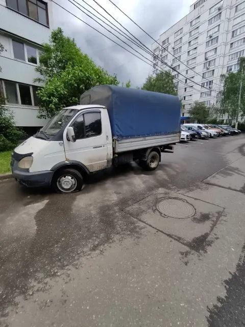 Автомобиль ГАЗ 3302 (год выпуска 2003, VIN XTH33020031894512, цвет – белый, г.р.з. М322РА77).