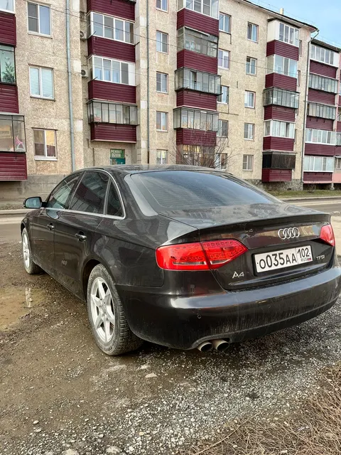 Легковой автомобиль, марка: АУДИ А4, год изготовления: 2010, VIN: XW8ZZZ8K3BG200246, г/н: О035АА102, вид собственности: индивидуальная