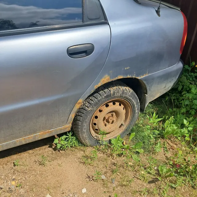 Легковой автомобиль, марка: Chevrolet, модель: Lanos, год изготовления: 2007, цвет: Серебристый, VIN: Y6DTF69Y070095243, ПТС: 78 РК 994282, г/н: Н516ТК69, разрешенная максимальная масса 1595 кг, масса без нагрузки 1111 кг, вид собственности: индивидуальная