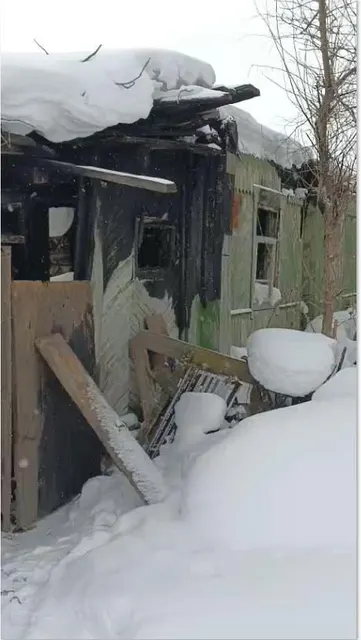 Жилой дом, площадь 45.1 кв.м., кадастровый номер: 70:14:0300004:777, расположенный на земельном участке, площадью 3500 кв.м., кадастровый номер: 70:14:0300004:57 по адресу: Россия, Томский район, п. Басандайка, ул.Школьная, дом 23.