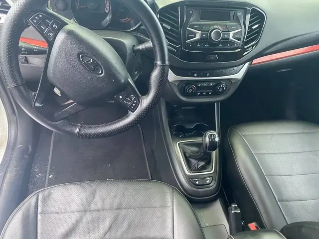 LADA VESTA; Год выпуска: 2019г, Идентификационный номер (VIN) XTAGFK110KY307817; Категория: В; Модель, № двигателя № 211294069089, Шасси (рама) отсутствует; Кузов (кабина, прицеп) XTAGFK110KY307817, ПТС № 63РВ307018.