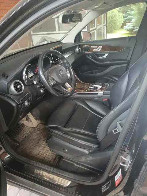 автотранспортное средство марки MERCEDES-BENZ GLC 220 D 4MATIC, 2016 г.в., № VIN: WDC2539051V001012; модель, № двигателя 65192133898767; шасси № отсутствует; цвет черный; мощность двигателя 170 (125); рабочий объем двигателя 2143; тип двигателя дизельный; изготовитель Финляндия.