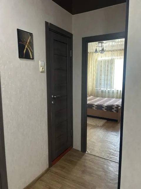 ¼ доля в праве общей долевой собственности на квартиру, площадью 54,4 кв.м., кадастровый номер 16:52:030509:797, расположена по адресу: Республика Татарстан, г. Набережные Челны, ул. Железнодорожников, д. 20, кв. 3