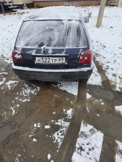 Легковой автомобиль, марка: Volkswagen Golf CL, VIN: WVWZZZ1HZRW023766, 1993 года выпуска, грз. Н522ТР69, вид собственности: индивидуальная