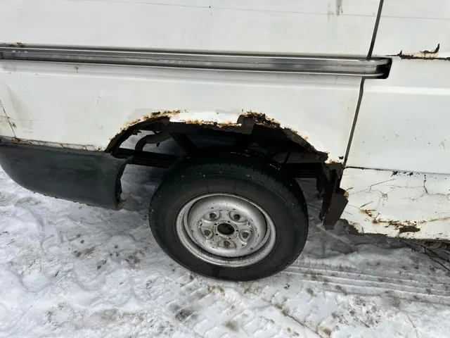Автомобиль Ford Transit (год выпуска 1995, VIN WF0LXXGBVLSK90638, цвет – белый, г.р.з. Т516ХУ42)