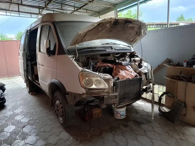 Грузовой автомобиль, марка: ГАЗ 27057, модель: Грузовой фургон, год изготовления: 2008, цвет: белый, VIN: X9627057080625175, ПТС: 52 МС 530220, г/н: Т775КУ161, вид собственности: совместная