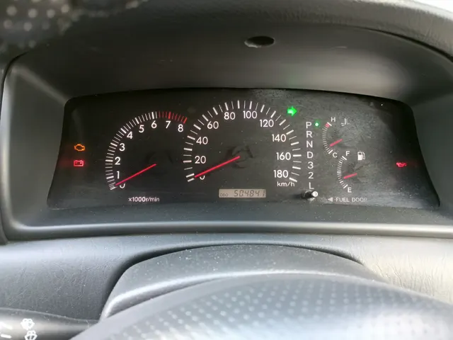 Автомобиль Тойота Королла Филдер, 2002 г. в., № кузова ZZE1240011440, г/н О 469 HP 142.